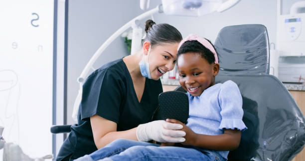 Best Emergency Dental Care  in Combined Locks, WI